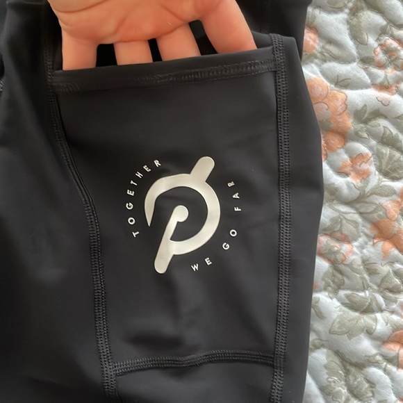 🖤Peloton Biker Shorts 🥷🏻 - Picture 3 of 4